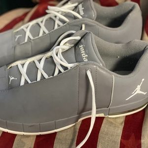 nike men's te 2 low basketball shoe